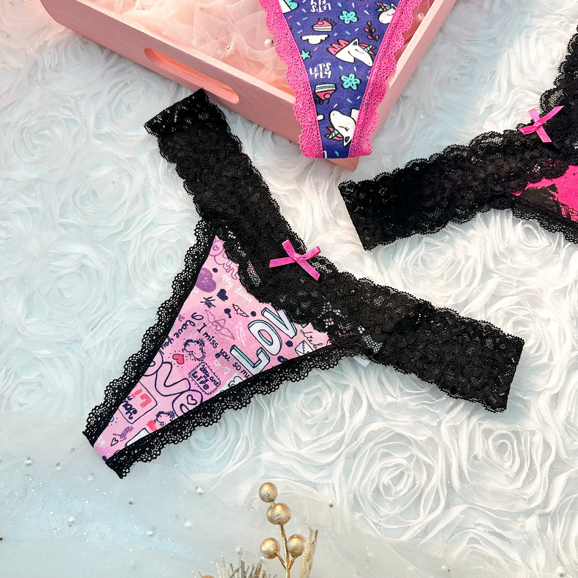 Cartoon Print T Back Lace Low Waist Cotton Seamless 3 Pack Thongs
