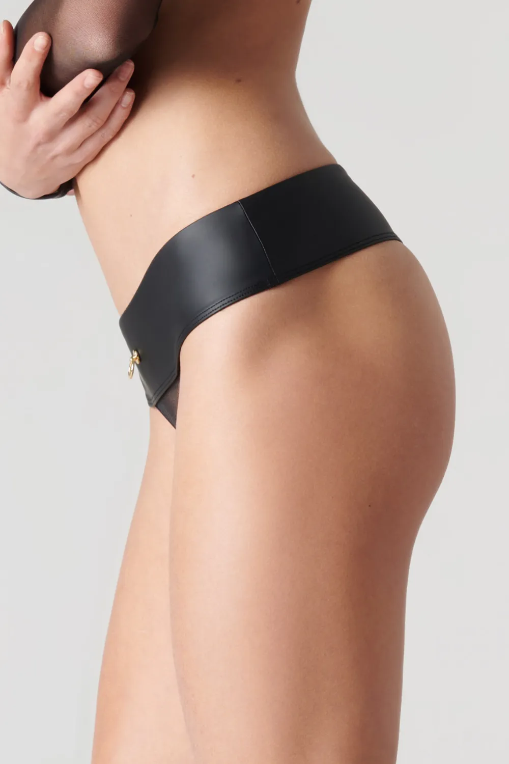 Chambre Noire Tanga