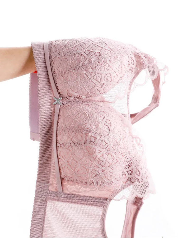 Comfort Lace Full Figure Wirefree Bra