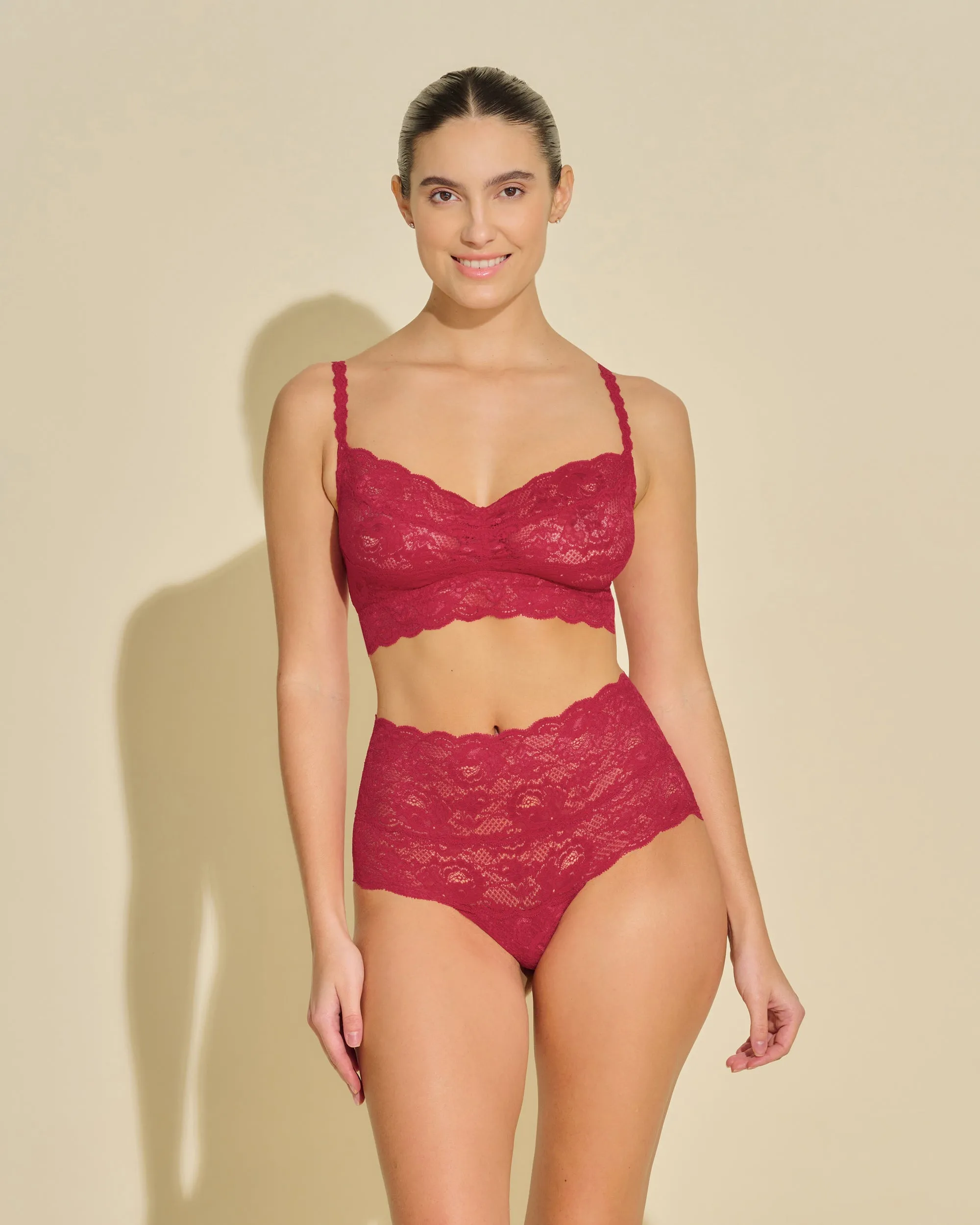 Hochgeschnittener Bikini