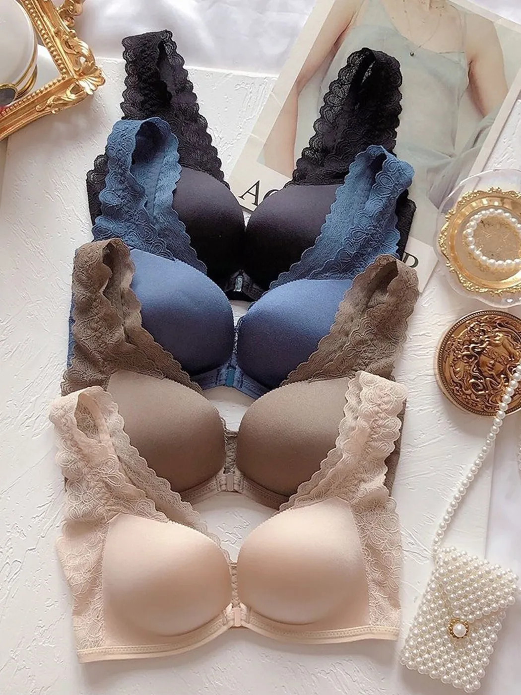 Lace Strap Front Closure Push-Up Bra