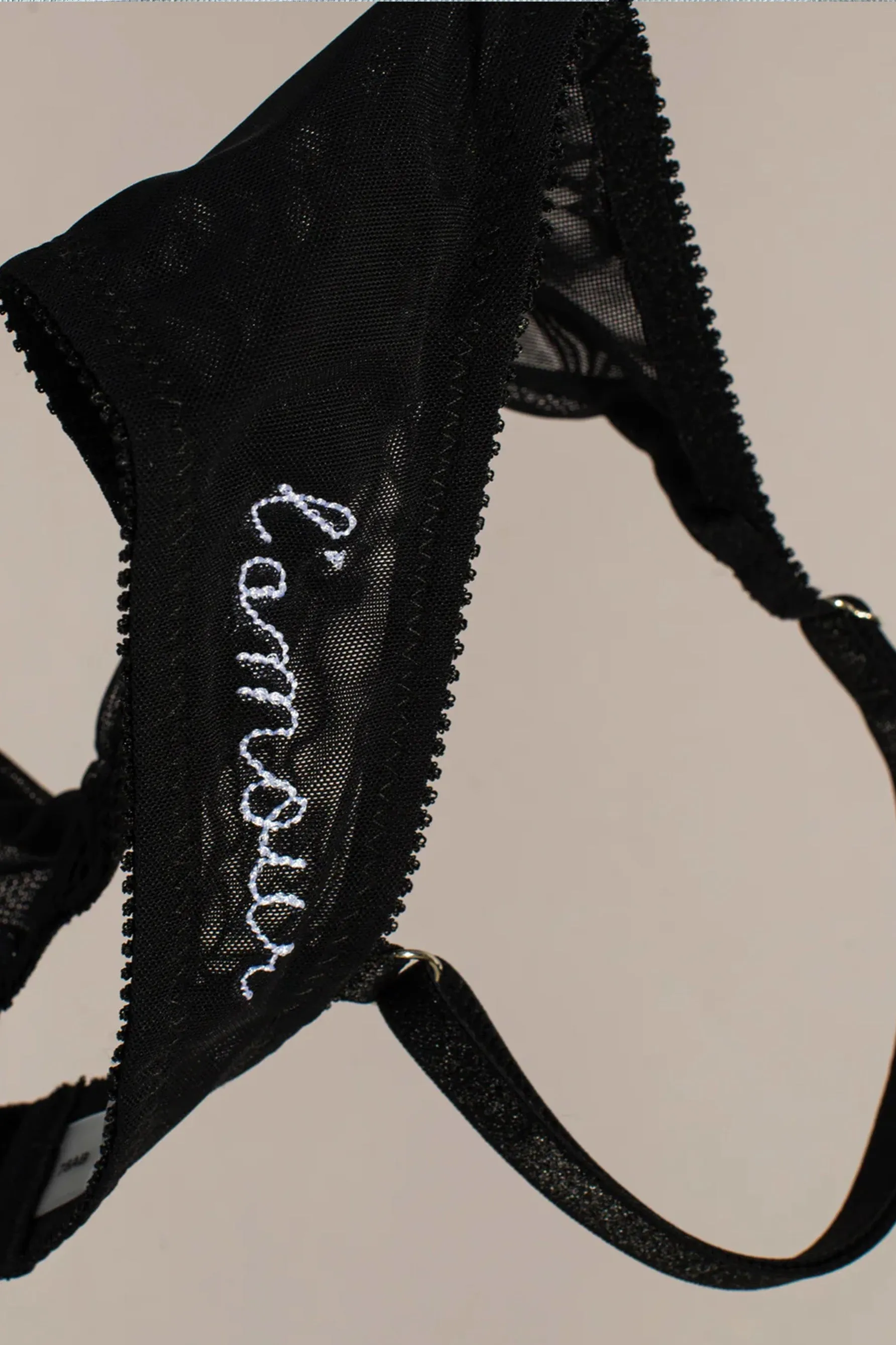 L'amour Bralette in Black